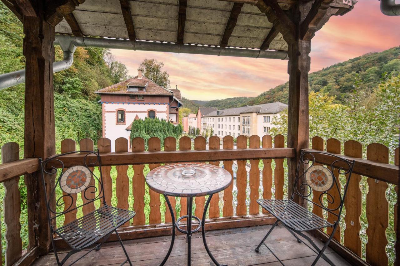 Bismarck Apt Mit Schoenem Balkon Bad Ems Exteriör bild